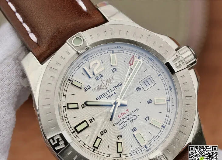 Breitling Colt Automatic A1738811 G791 437X A20BA.1 GF Factory 1:1 Best Edition Replica Watch Brown Strap